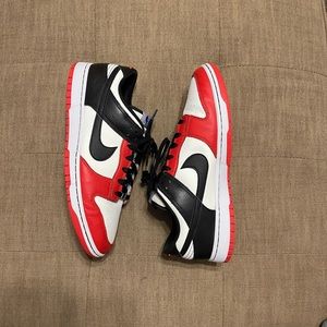 Nike Dunk Low EMB Chicago